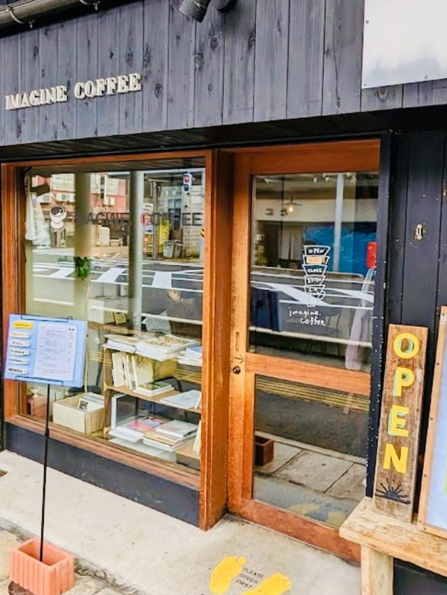 【島根県/ 落ち着いた店内で自家焙煎珈琲と美味しいカヌレ☕️】