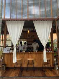 ย้อนเวลาไปคาเฟ่แปดริ้ว☕️