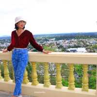 วัดสังกัสรัตนคีรี วัดสวยเมืองพระชนกจักรี