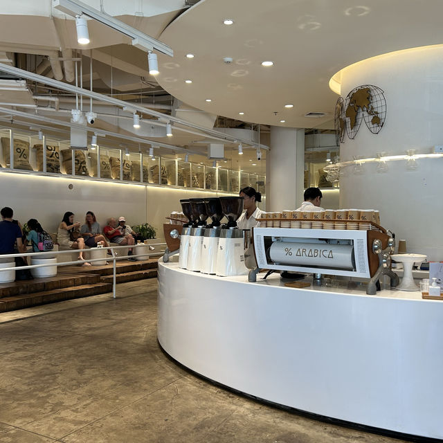 발리 꾸따 즐기는 여유로운 커피, % Arabica☕️