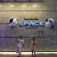 โรงแรม Grande Centre Point Space Pattaya