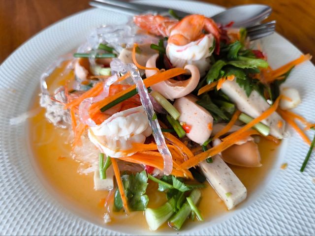 เติมสุข Cafe' & Restaurant 