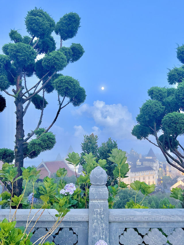 Linh Chua Linh Tu Temple, 📍Ba Na Hills 🇻🇳✨