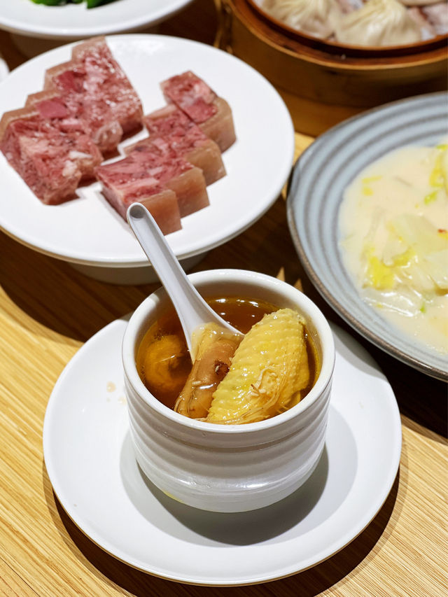 翡翠拉麵小籠包聯乘養生食癒菜