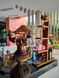 แอทไรซ์ รีสอร์ทสระว่ายน้ำสวยท่ามกลางธรรมชาติ