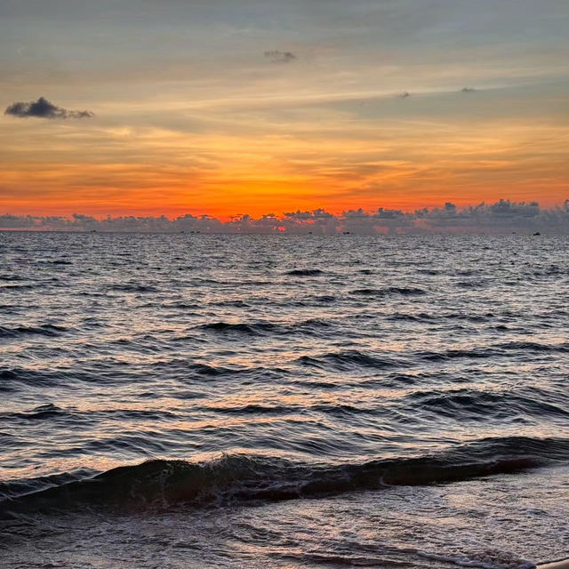 丹戎峇都海灘🍔夕陽美景醉人