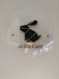 ALICE CAFE 