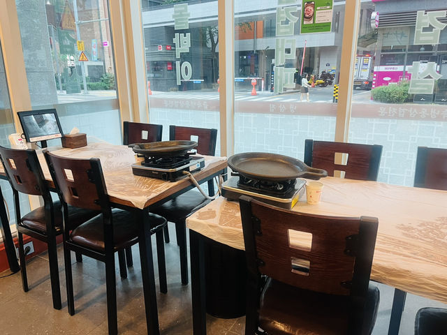 부산 레트로감성 고기맛집
