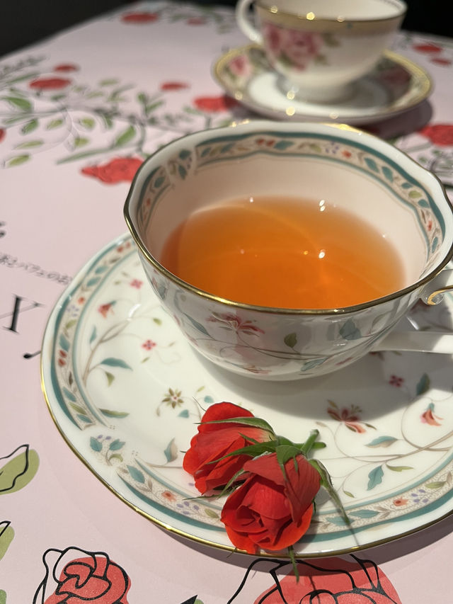 【北九州カフェ】非日常の素敵空間で美しいパフェはいかが？✨