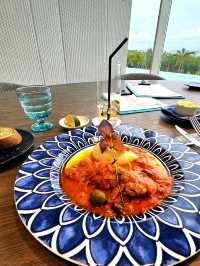 【宮古島】有名シェフのお料理を絶景を見ながら味わう