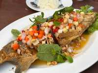 ”บ้านชิดลมบางปู“ ร้านอาหารติดทะเลย่านบางปู
