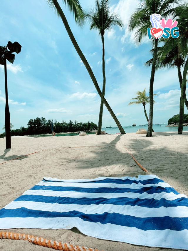 🇸🇬 Berry welcome to Palawan Beach 