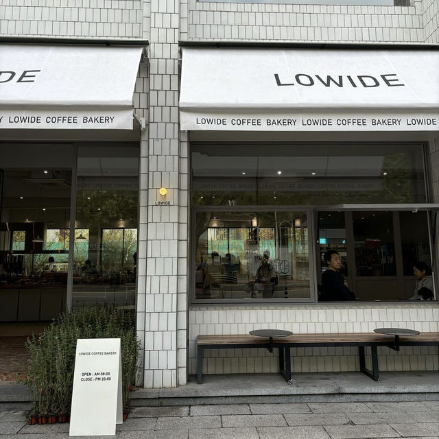 【韓国】アックジョンにあるベーカリーカフェLOWIDE🥐