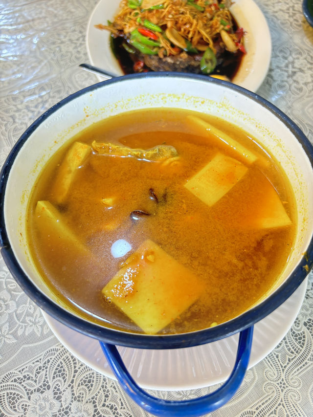 ของเด็ด ของหรอยที่ร้านต้นมะยม 🍽️😋