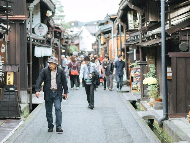 Takayama 