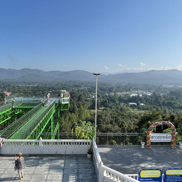 Sky Walk ณ วัดพระธาตุดอยสะเก็ด