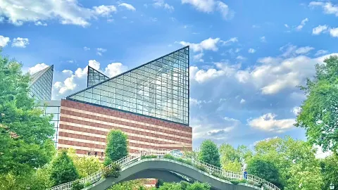 [Tennessee Travel] Tennessee Aquarium-The number one aquarium in my mind🐠🦈🪼🐊🦋 — traveler post in Hamilton County
