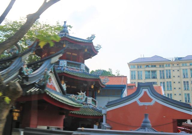 Thian Hock Keng – Oldest Chinese Temple in Singapore