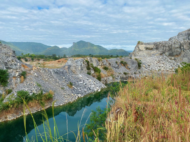 Blue Lagoon ภูผาม่าน