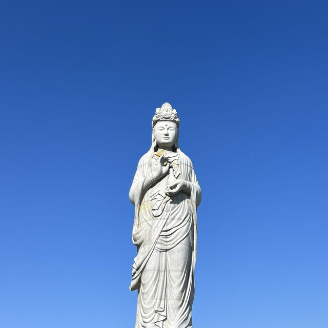 바다와 산 두 풍경을 볼 수 있는 양양 낙산사 