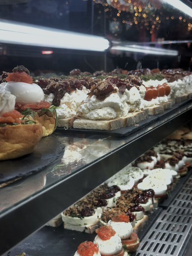 Mercado de San Miguel: A Culinary Gem in the Heart of Madrid