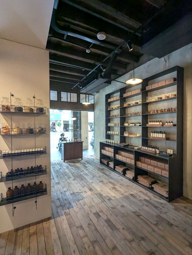 百年街屋裡的城市香氛：Le Labo 台南五福形像店