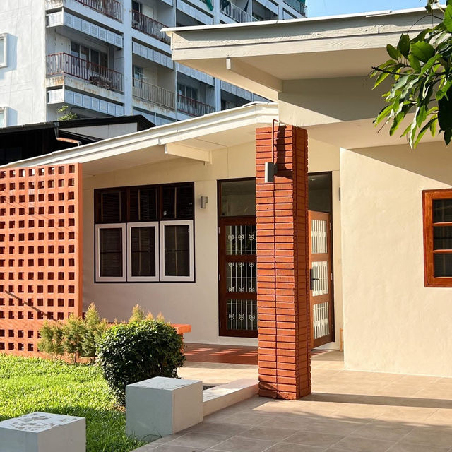 Ray’s Home by Beginning With, เชียงใหม่