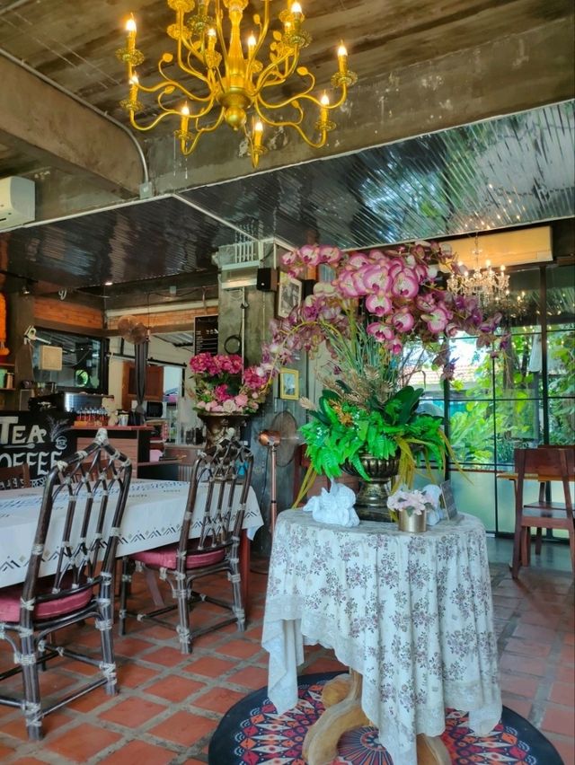 【ルーイ】自然の中のカフェNua Coffee Loei