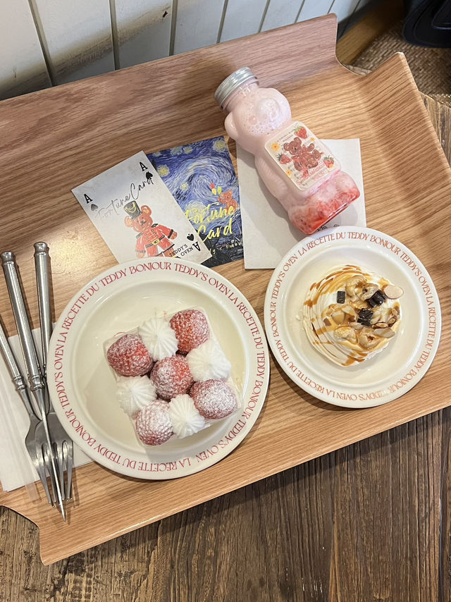 คาเฟ่น้องหมี Teddy’s Oven
