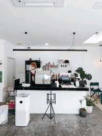 LITTLE PANTRY - SALAYA คาเฟ่ศาลายา