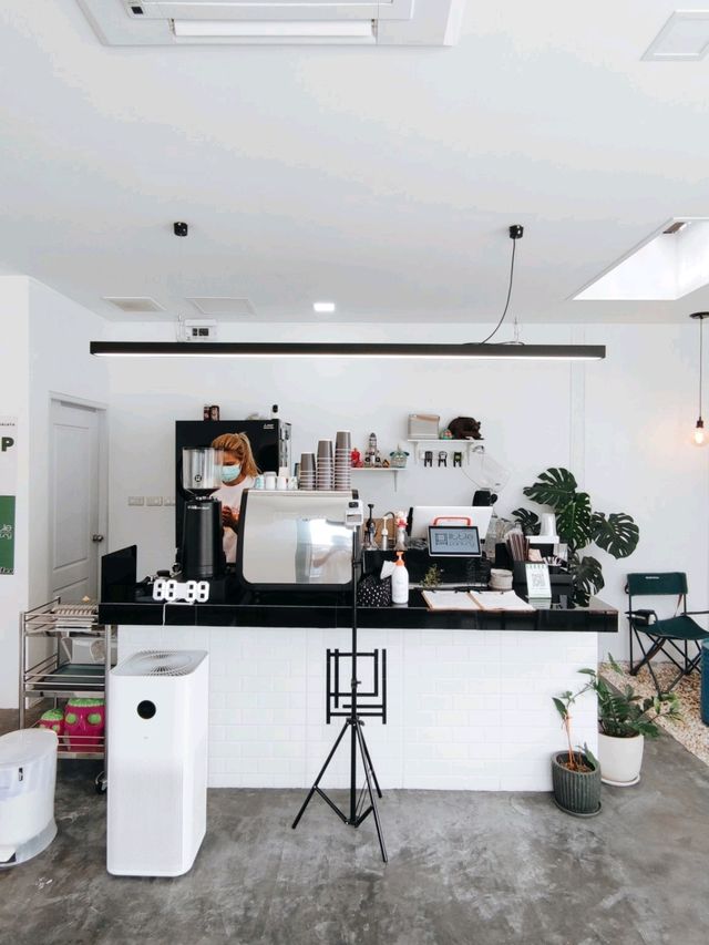 LITTLE PANTRY - SALAYA คาเฟ่ศาลายา