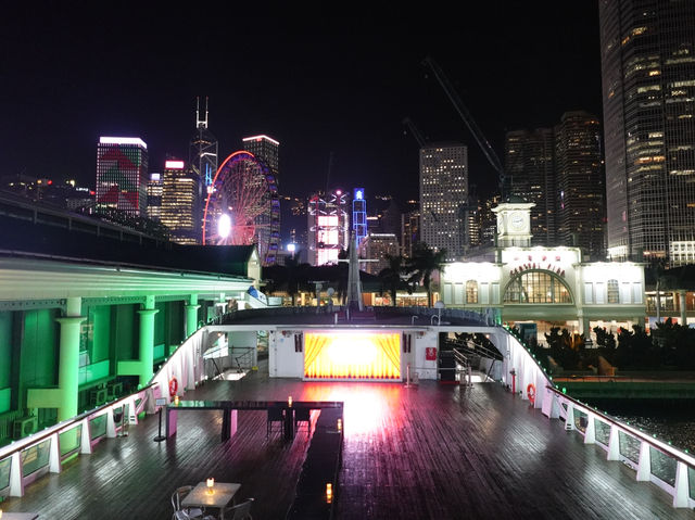 浪漫夜：東方之珠維港遊🚢✨