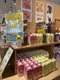 A Specialty Facility for Honey and Mead in Kimitsu, Chiba