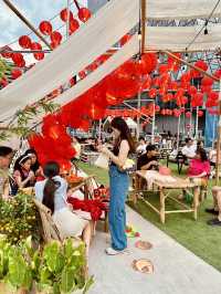 Weekend gateway to Ping Min Hub
