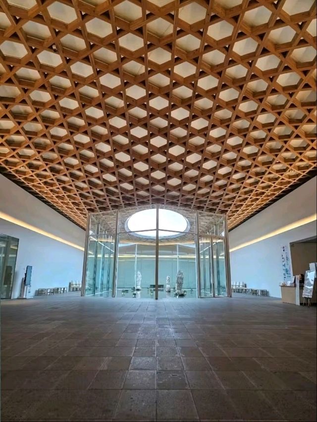 大分県立美術館 OPAM