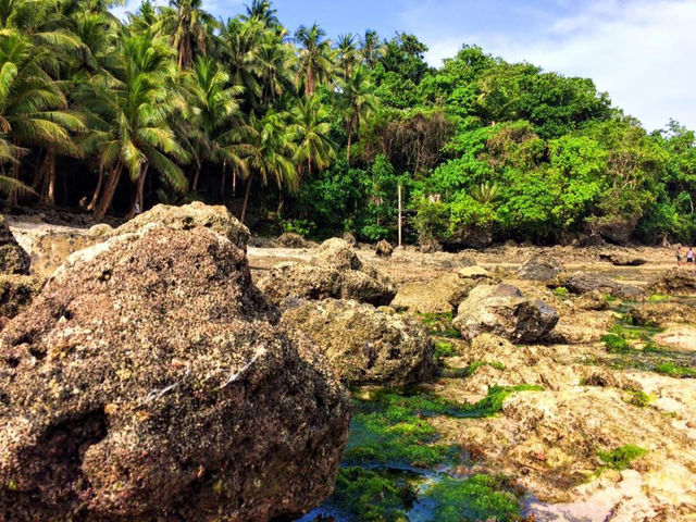 Magpupungko Rock Pools in Siargao