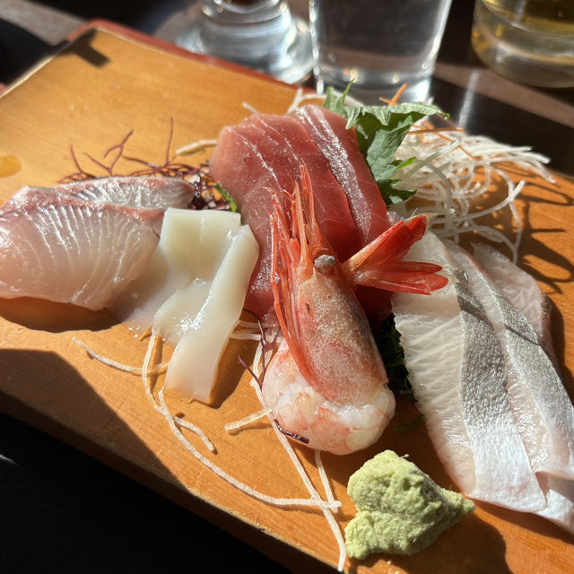 【食べ歩き】神奈川 江ノ島 魚見亭 新鮮なお刺身と名物が味わえる老舗定食屋さん