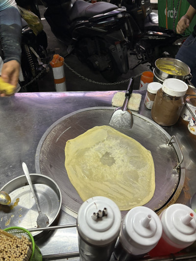 曼谷最好吃的香蕉煎餅🫓🍌 ｜Trip.com 曼谷