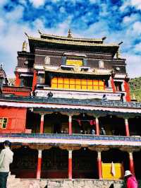 Journey to Tashi Lhunpo: A Spiritual Encounter in Tibet