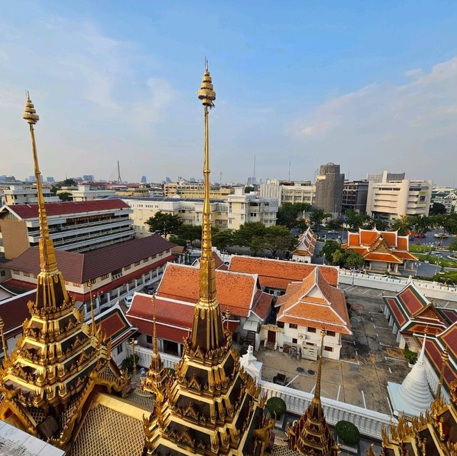 โลหะปราสาท 1ใน 3ของโลก