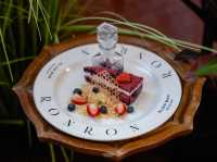Ron Ron Slow Bar #คาเฟ่เจริญกรุง