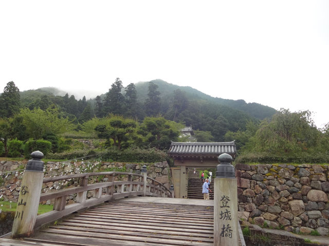 出石城跡と辰鼓楼（しんころう）