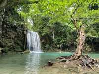 น้ำตกเอราวัณ (Erawan Waterfall)