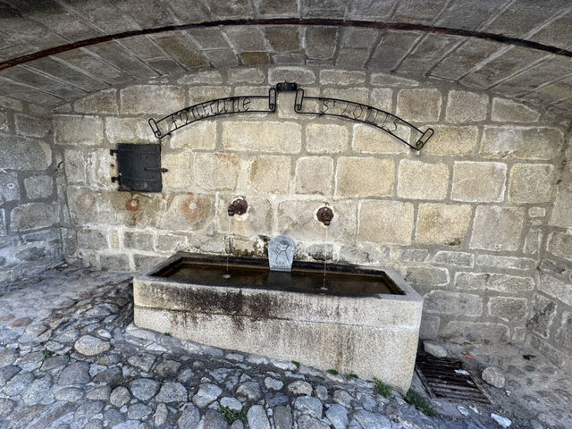 【フランス モン・ルイ】フランス南部ピレネー山脈に位置する都市