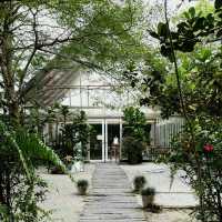 Moonlit Charm at Lune24 Cafe