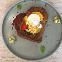 Good breakfast sets and drink options
