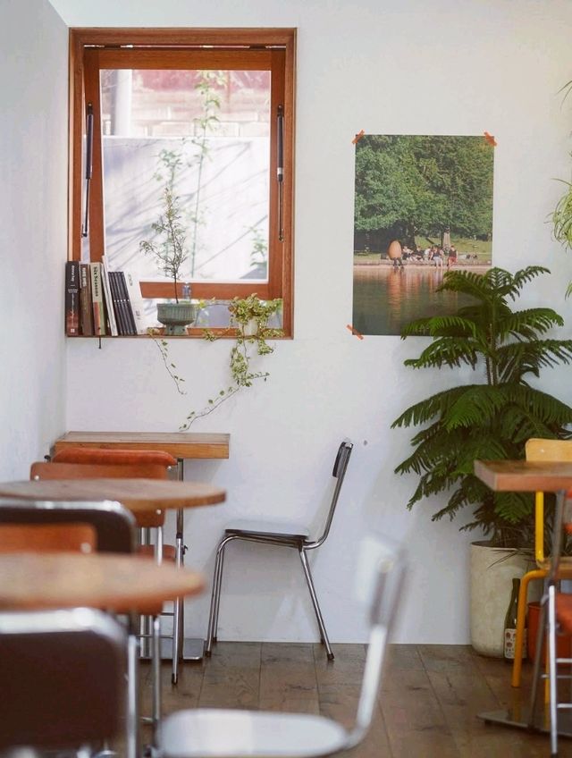 Guhwangjakmul Café