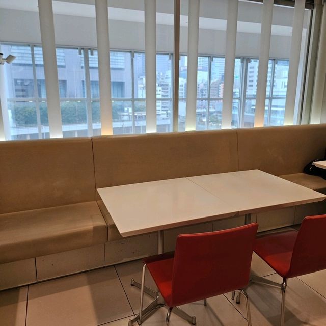[新宿]宝石のように輝く上質なフルーツのパフェ[タカノフルーツパーラー 新宿高島屋店]