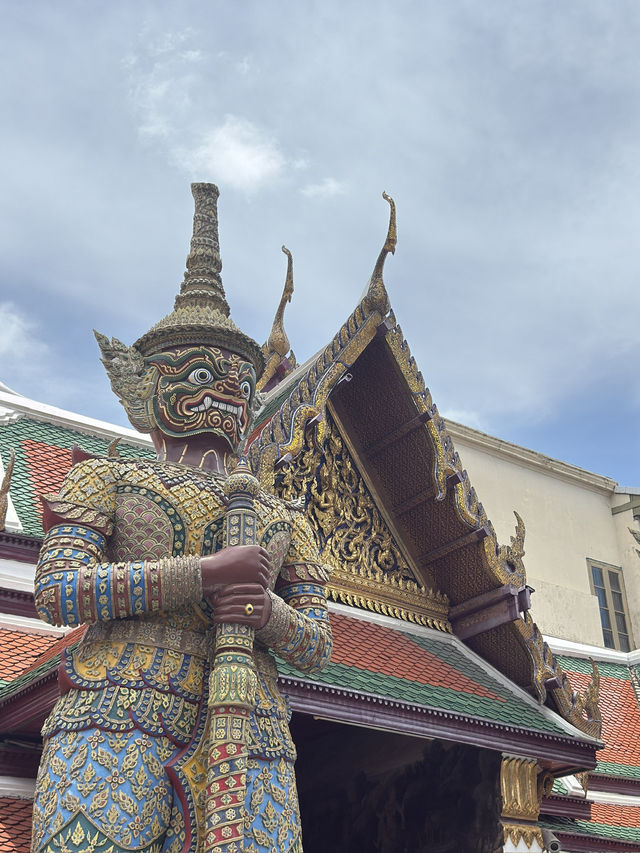 Sacred Serenity Amidst Thai Grandeur, A Spiritual Pause at Wat Phra Kaew