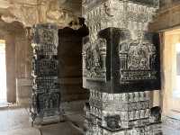 A historical tour in Hampi— UNESCO World Heritage 